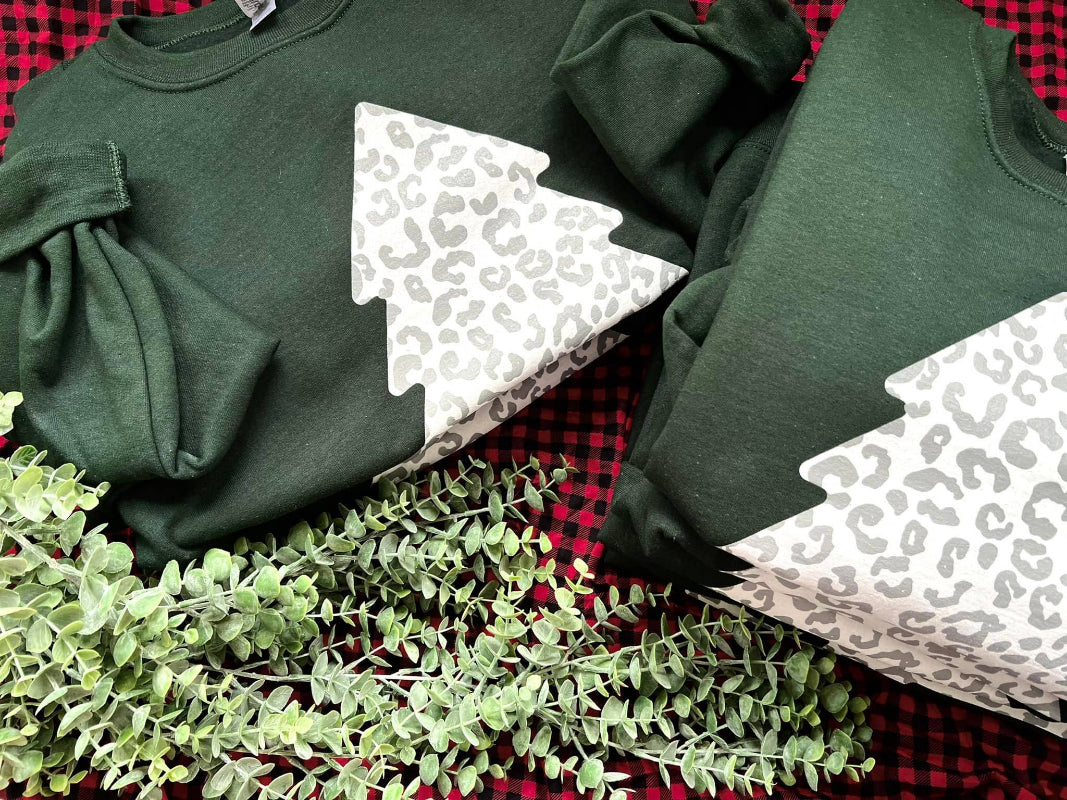 Snow Leopard Christmas Tree Sweatshirt – Forest Green 