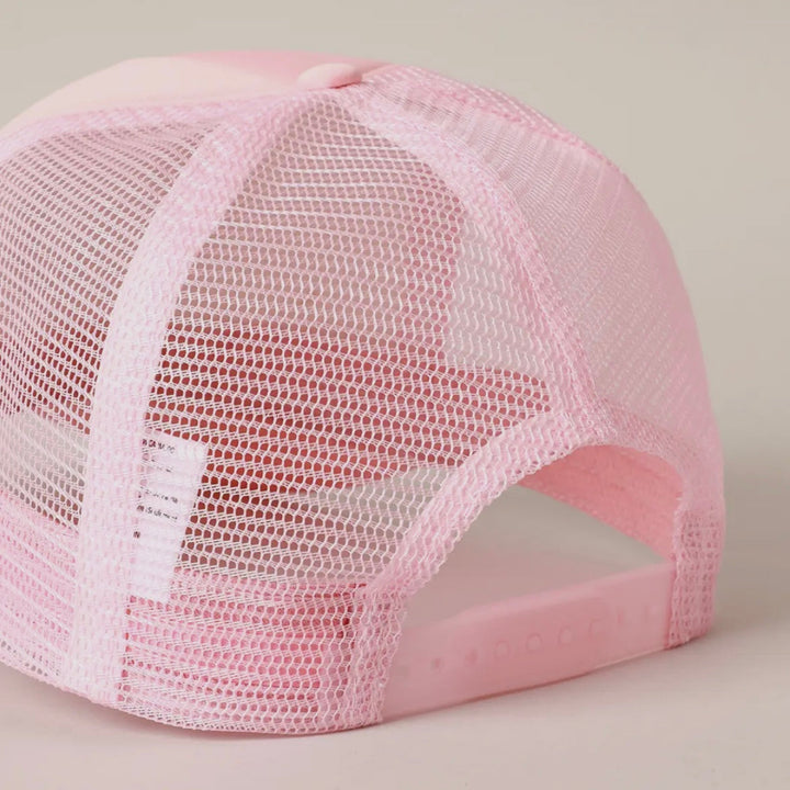 PEACE HEART TRUCKER HAT IN PINK 