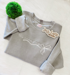 This Mama Prays Embroidered Sweatshirt – Faith-Inspired Christian Crewneck for Moms