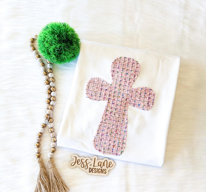 Embroidered Cross Sweatshirt / Embroidered Cross Sweatshirt | Christian Faith Crewneck | Religious Gift for Her / Faith Top / Christian Gift 