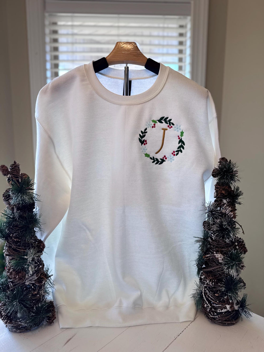 Christmas Monogram Sweatshirt | Personalized Initial Crewneck | Snowflake & Holly Embroidery | Custom Holiday Gift | Cozy Christmas Sweater