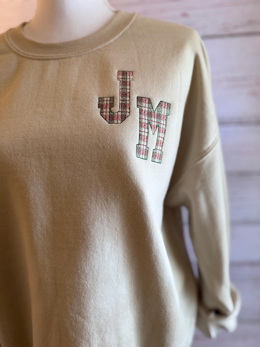 Plaid Monogram Sweatshirt, Christmas Monogram Crewneck, Personalized Initial Sweatshirt, Embroidered Holiday Gift for Her